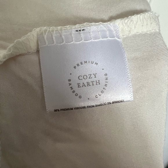 NWT Cozy Earth Bamboo Pajama Long Sleeve Top White CL Luxury Viscose Sleep - Picture 8 of 8